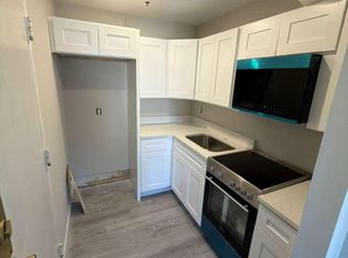 154 Union Ave APT 14, Framingham, MA 01702