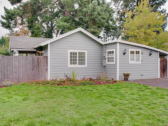 5th image of 4809 NE 118th Ct
