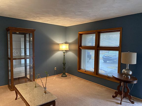 3rd image of 4607 North Dr