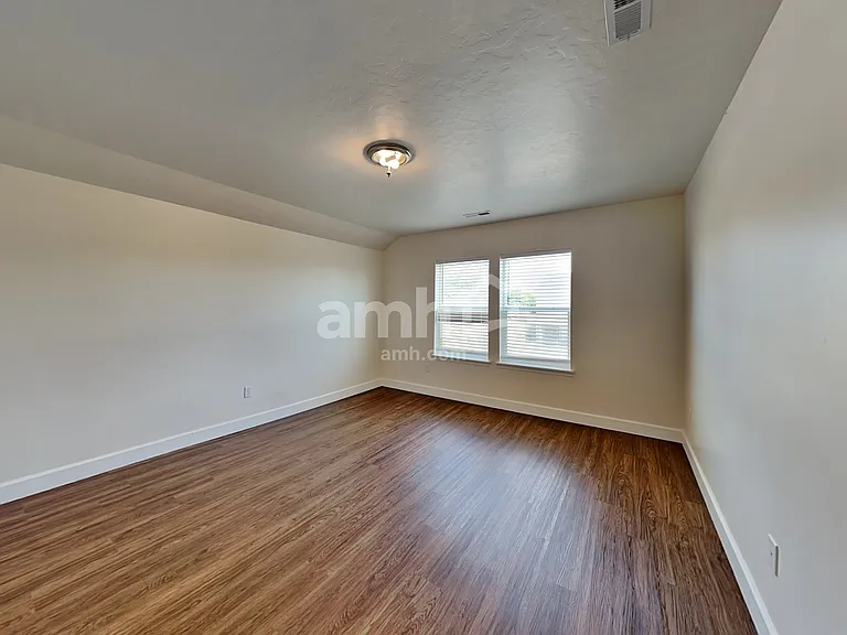 1519 S Horton St — Photo 11