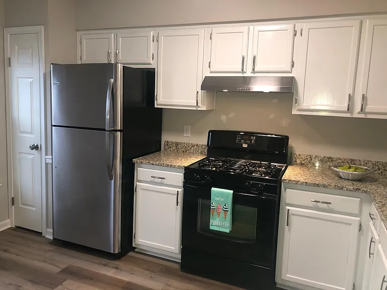 1705 Cacapon Ct — Photo 9