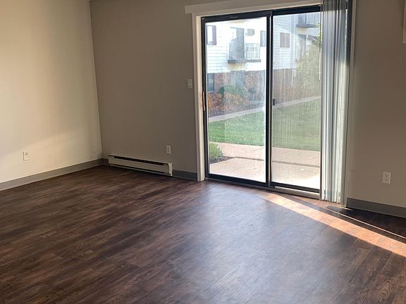 3rd image of 108 5th Ave NW #9d9830c1b