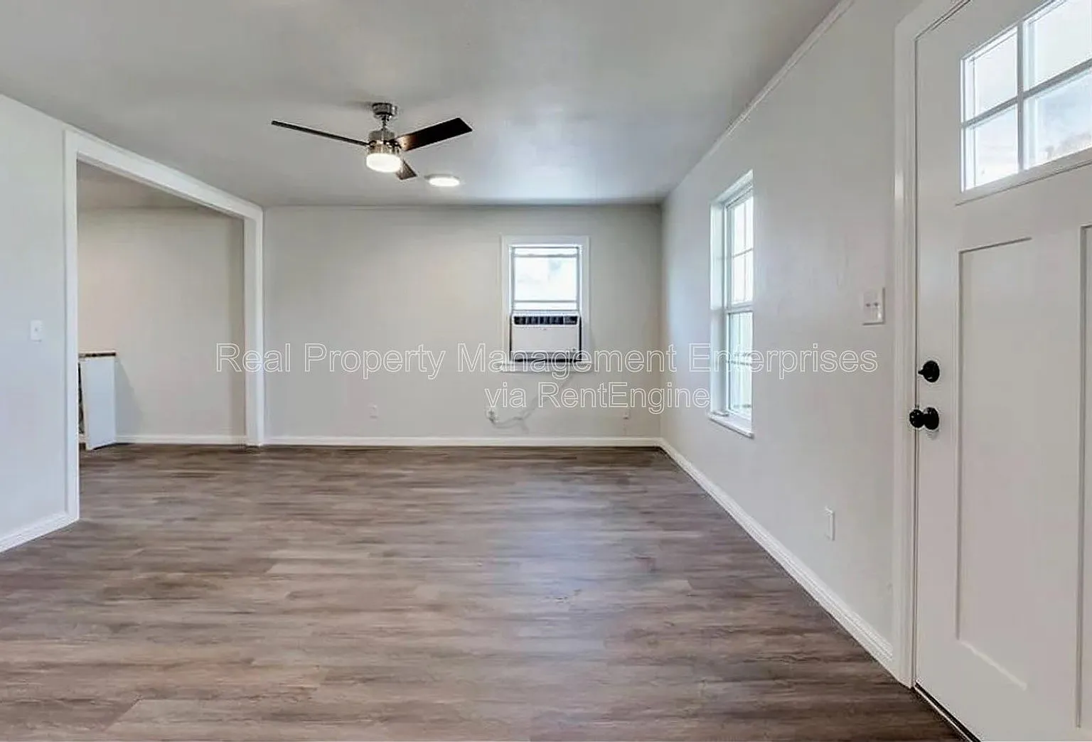 2 bed, 1.0 bath, 868 sqft, $1,150 — Photo 3