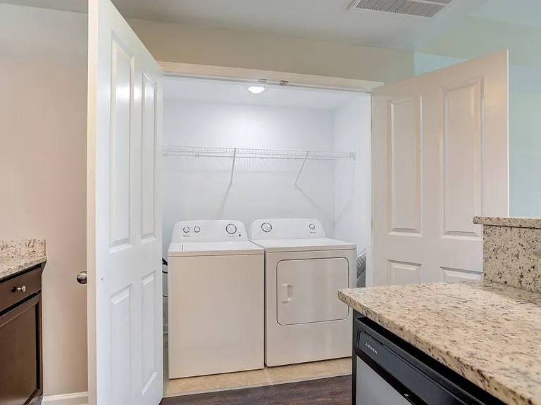 The Retreat at Arden Village Apartments — Photo 42
