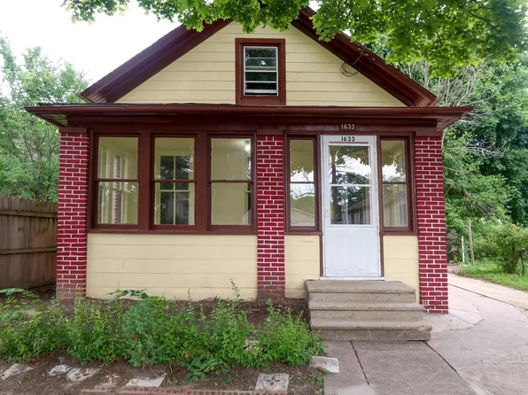 1633 Dr Martin Luther King DRIVE, Racine, WI 53404