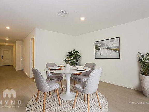 5th image of 2757 Mistwood Dr
