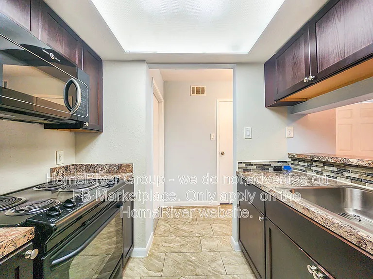 2820 S Bartell Dr #1 — Photo 5