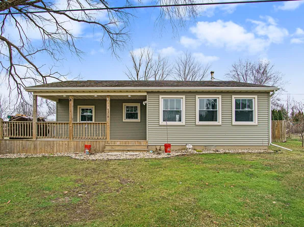 5310 W Us Highway 12, Buchanan, MI 49107