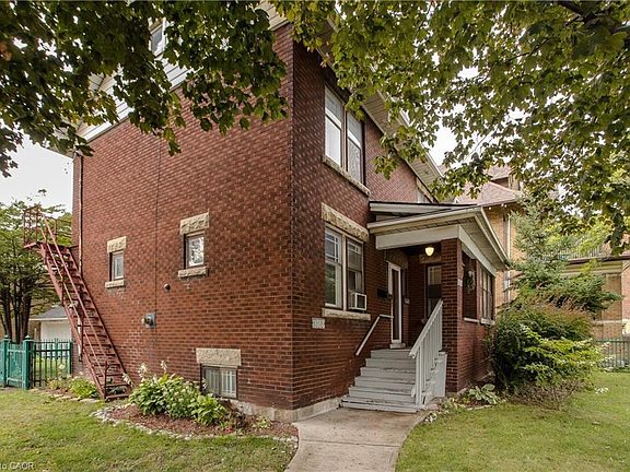 4th image of 1088 King St E