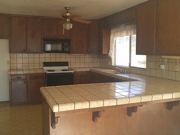 2nd image of 4994 Kiva Dr