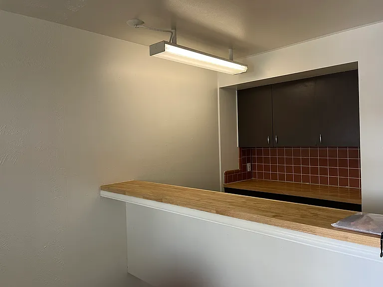 Modern & Spacious 1 Bedroom Apts - Quality SE Community — Photo 43
