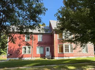 31 Clay St, Malone, NY 12953