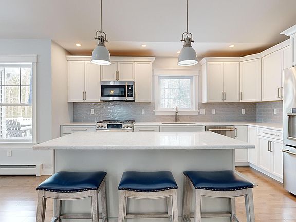 4th image of 28 Dolphin Avenue