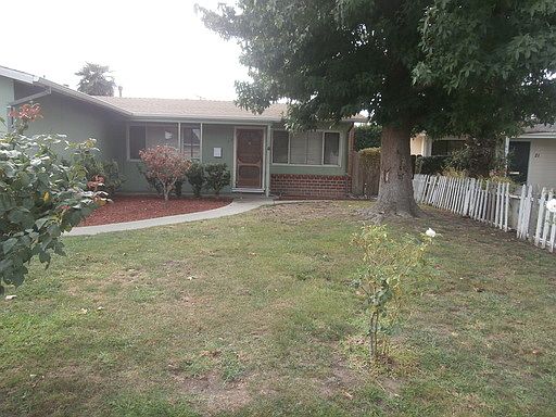 1st image of 17 Bronson St