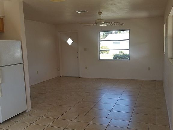 4th image of 58/72 1st St