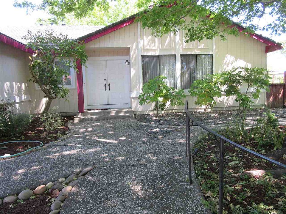 1st image of 1061 Crows Nest Way