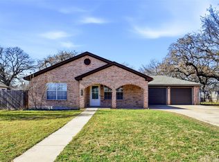 3205 Caddo Trl, Lake Worth, TX 76135