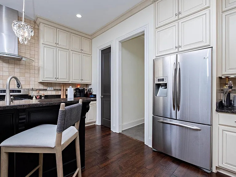 9406 Harlequin St — Photo 19