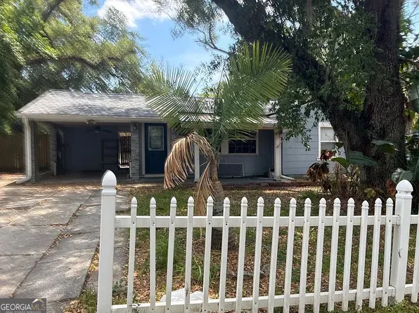 2103 E Howell St, Tampa, FL 33610