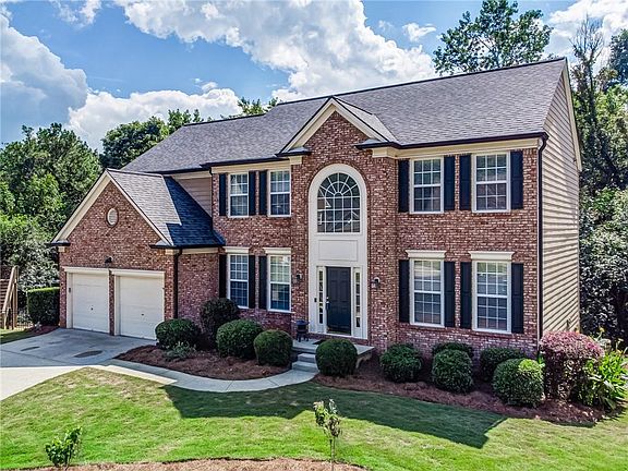 2nd image of 501 Elkhorn Pl
