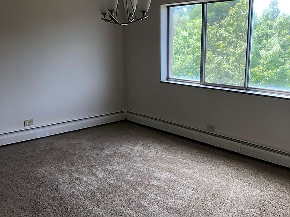 3rd image of 159 S Cottage Hill Ave #303