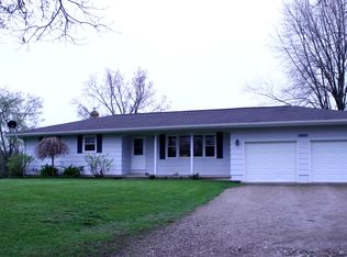 10611 Sharon Valley Rd, Jackson, MI 49230