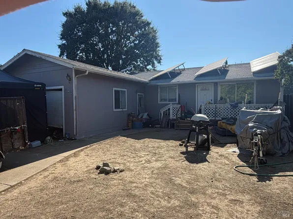 822 Cindee Lane, Ukiah, CA 95482