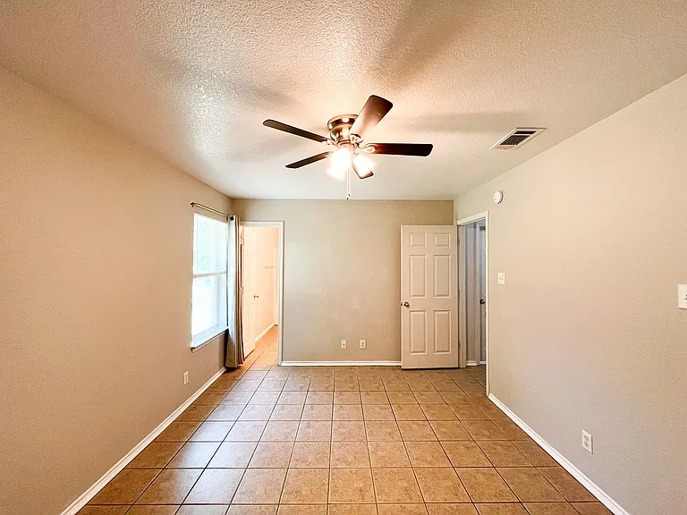 204 Dale Earnhardt Dr — Photo 16