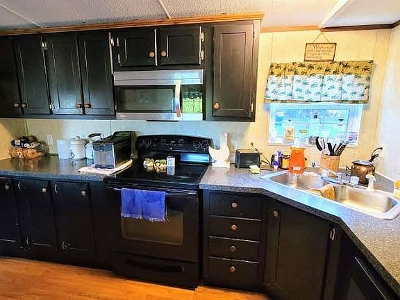 2nd image of 136 Bradley Allen Ln