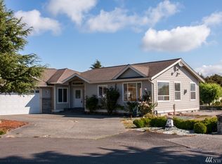 8256 Comox Rd, Blaine, WA 98230