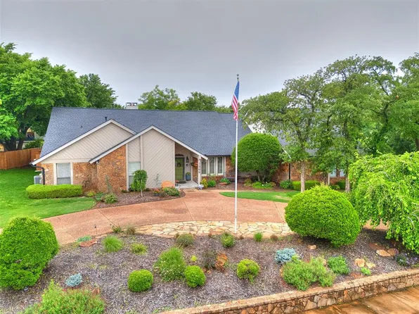 1509 N Canary Dr, Edmond, OK 73034