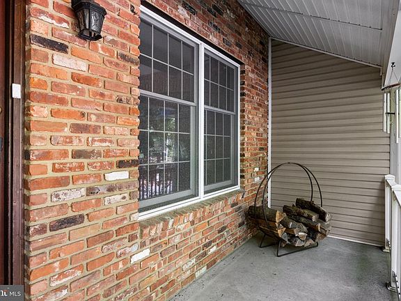 5th image of 107 Shadowlake Dr