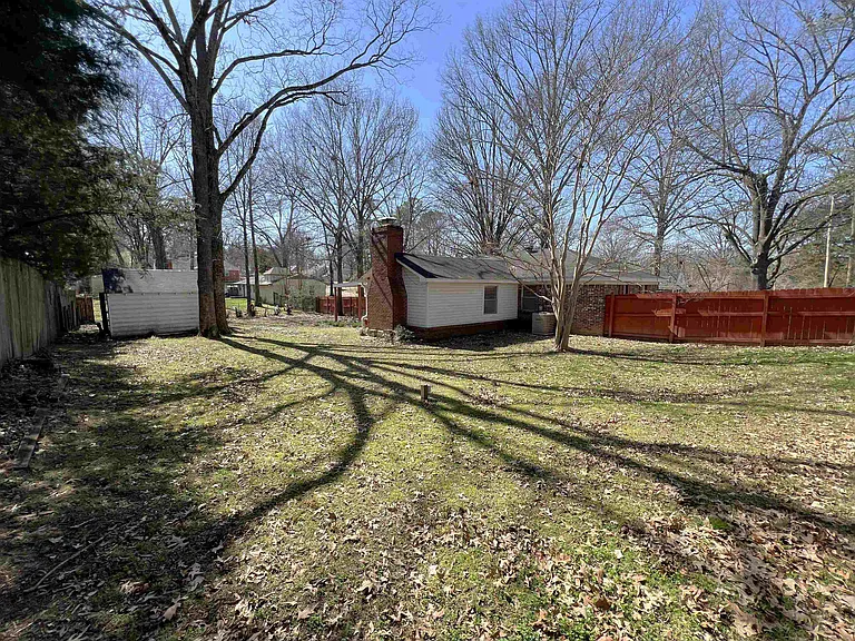 2440 Arthur Rd — Photo 12