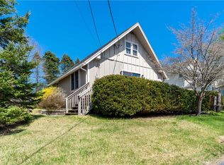 25 Westside Rd, South Kingstown, RI 02879