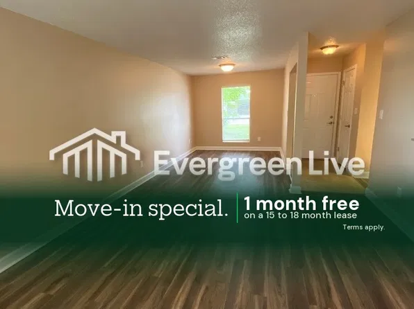 640 Carrier Dr, Pensacola, FL 32506