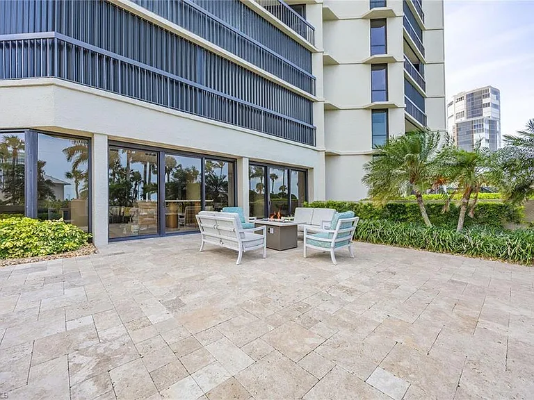 4551 Gulf Shore Blvd N #200 — Photo 36