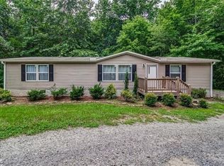 331 Bridle Path Dr, Ball Ground, GA 30107