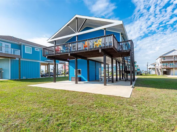 23005 Fresca St, Galveston, TX 77554