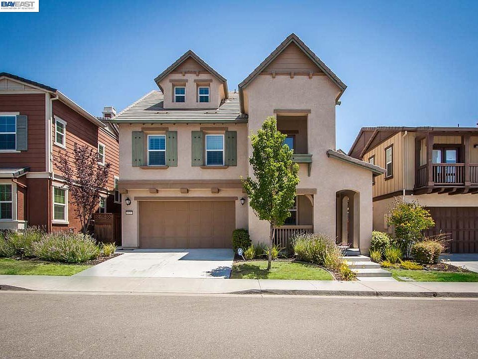 2nd image of 4935 Trescott Ct