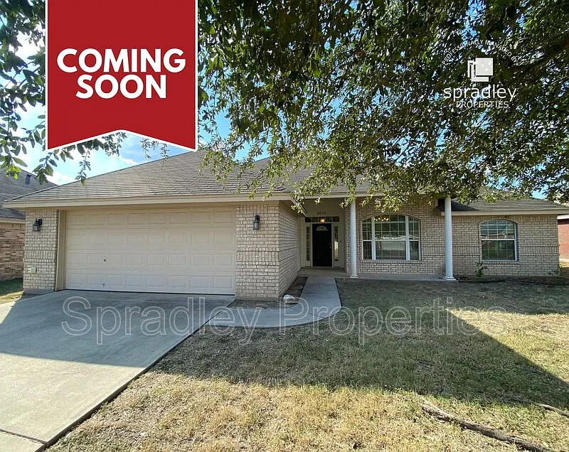 2014 Carriage House Dr #2014 CARRIAGE HOUSE