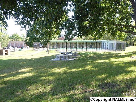 3rd image of 5046 Seven Pine Cir