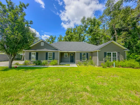 1206 Lynn Ter, Valdosta, GA 31601