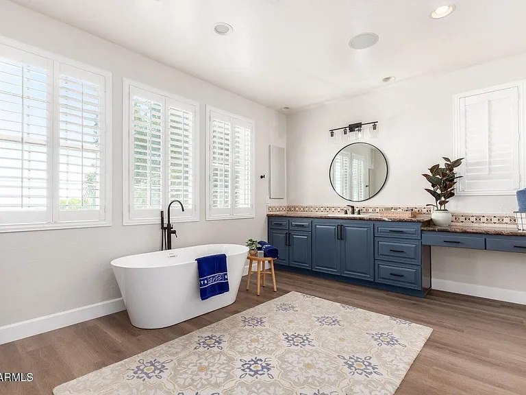 4173 N Village St — Photo 34