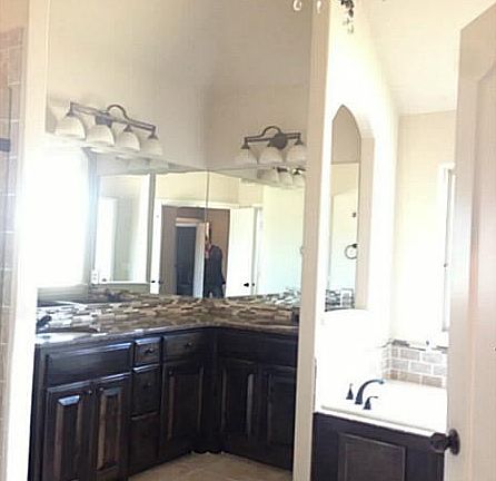 5th image of 2739 Floral Ct