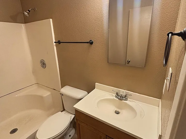 435 W Daffodil St — Photo 19
