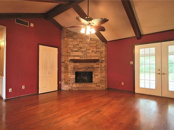 4th image of 6720 Sun Meadow Ln