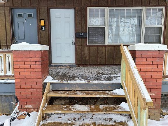 3rd image of 923 21st St #A
