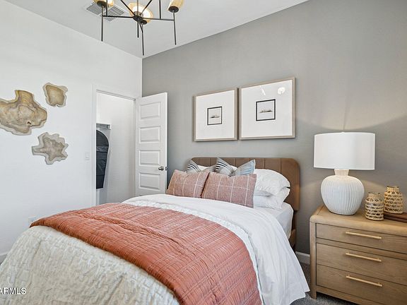 5th image of 26449 W CROWN KING Road