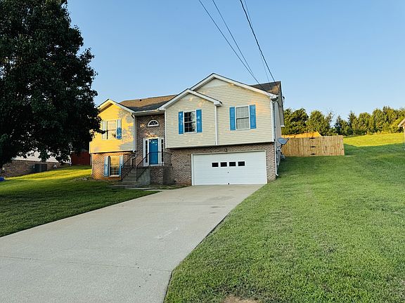 2nd image of 1025 Persimmon Ct