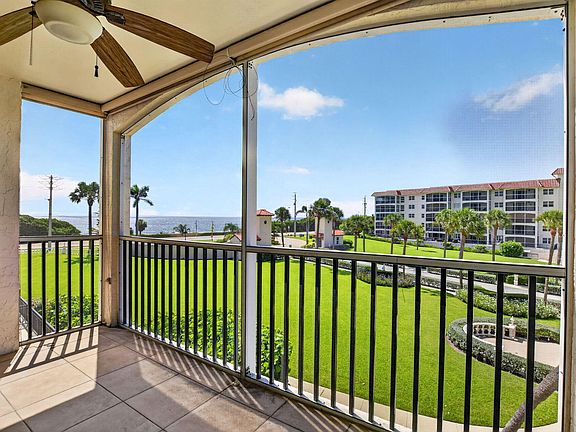 2nd image of 2871 N OCEAN Boulevard #C309